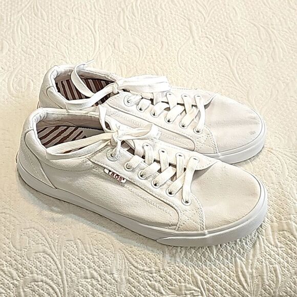 Taos Women's Size 9.5 Plim Soul White Lace-Up Low Top Closed Toe Sneakers Shoes - Picture 1 of 10